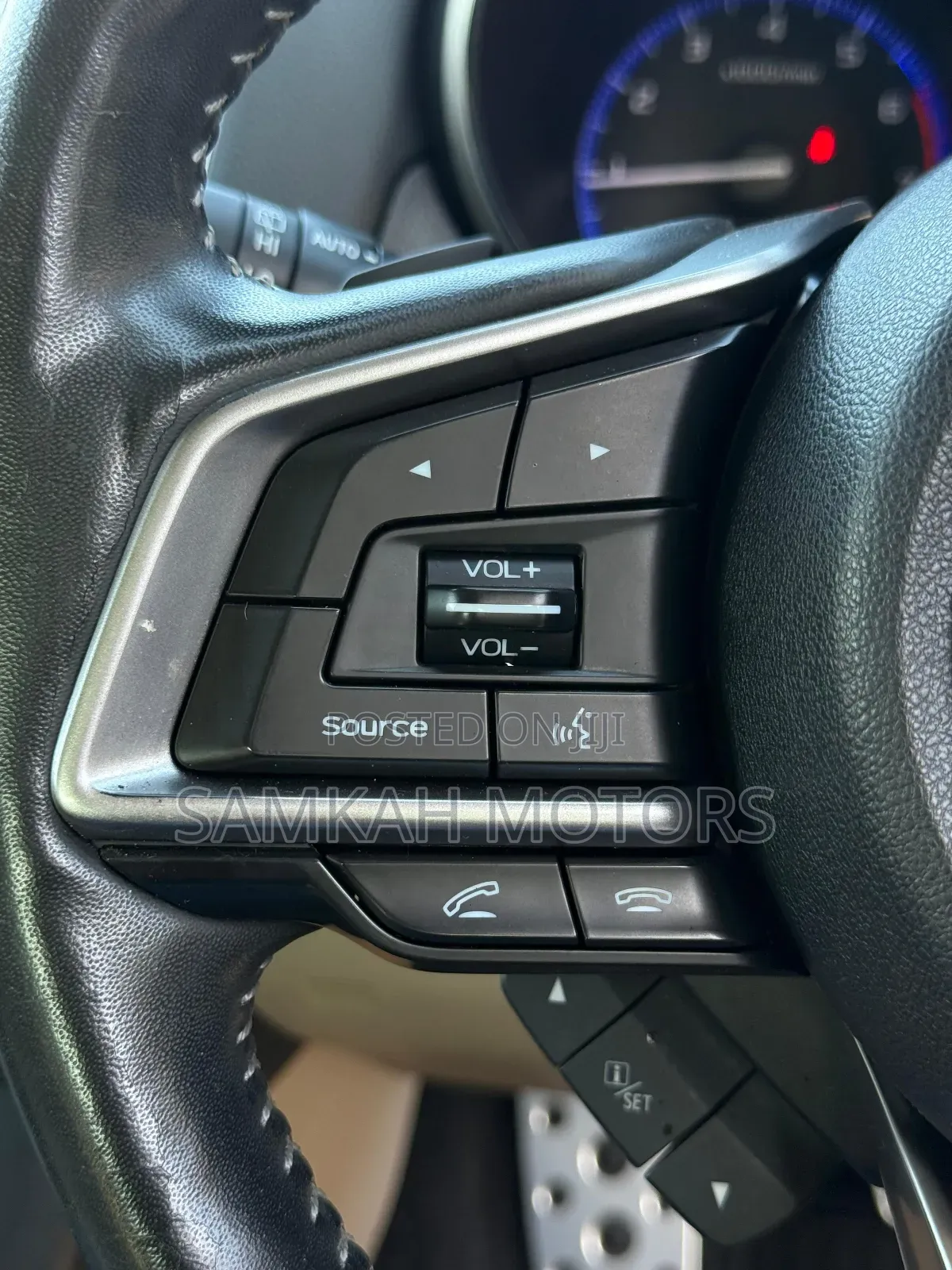 Subaru Legacy 2019 Red
