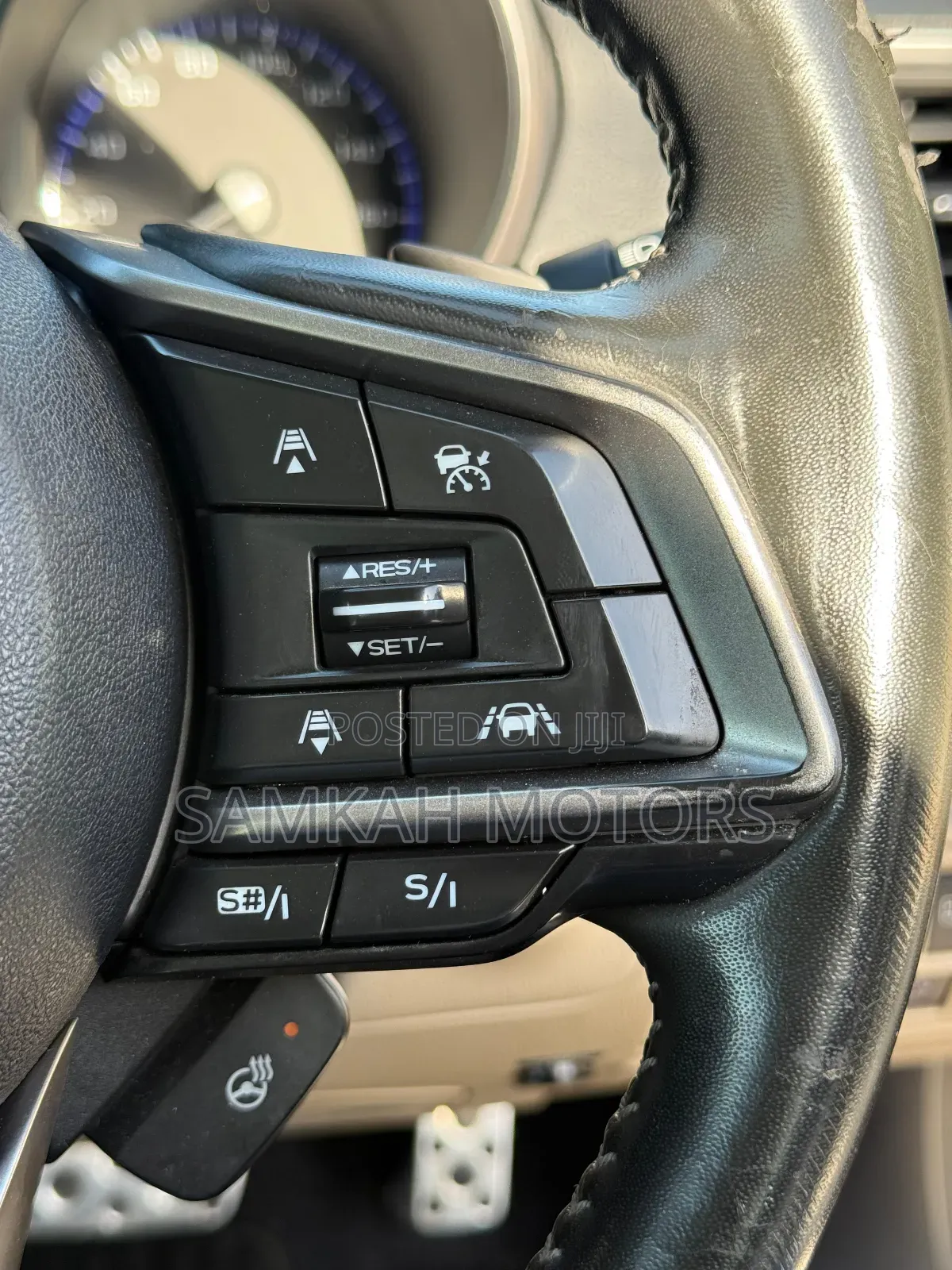 Subaru Legacy 2019 Red