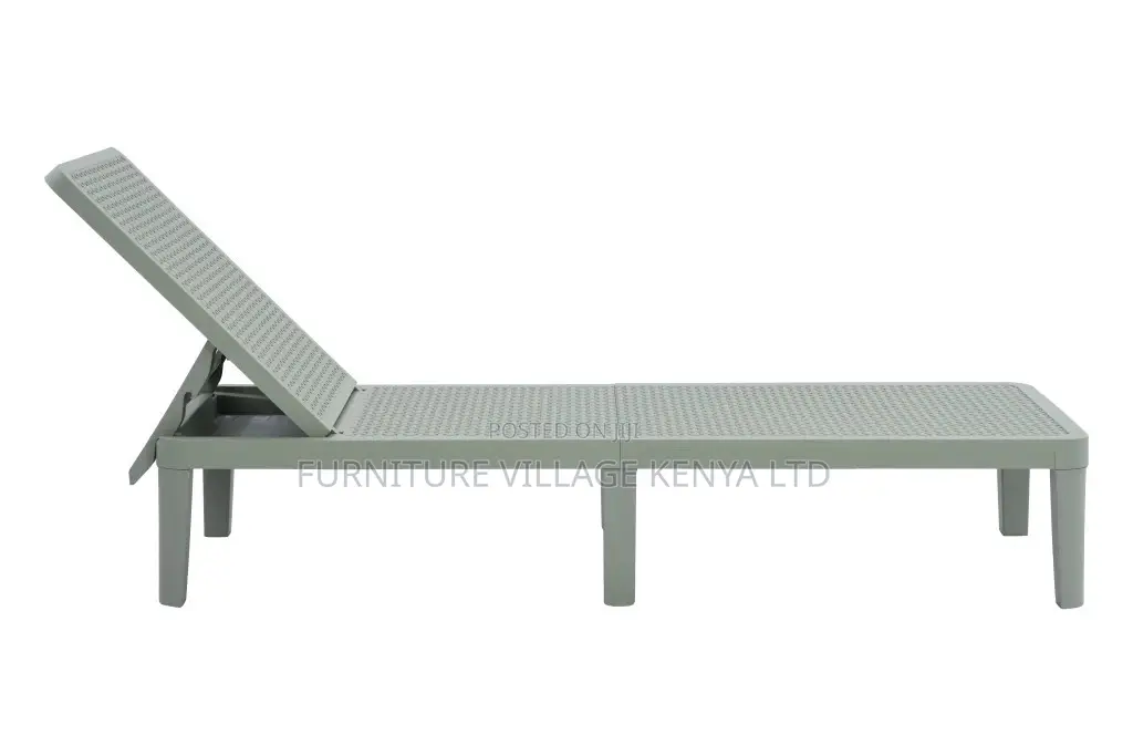 Outdoor Chair; Moder Relaxing Outdoor Chair
