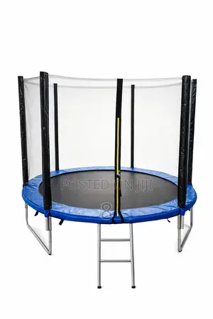 8ft Trampoline With Enclosure
