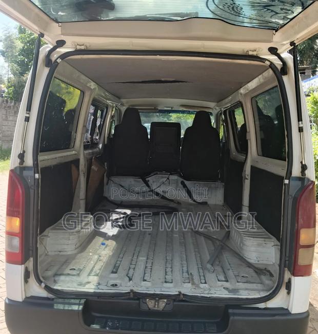 Toyota HiAce 2014 White - thumbnail 5