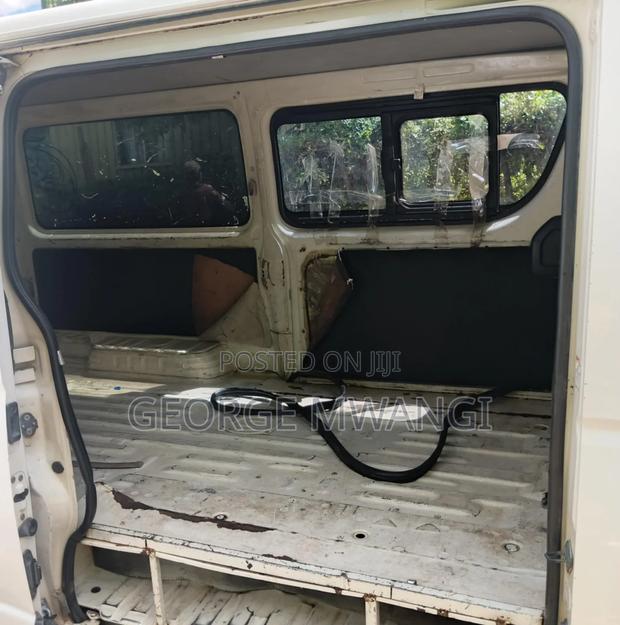 Toyota HiAce 2014 White - thumbnail 7