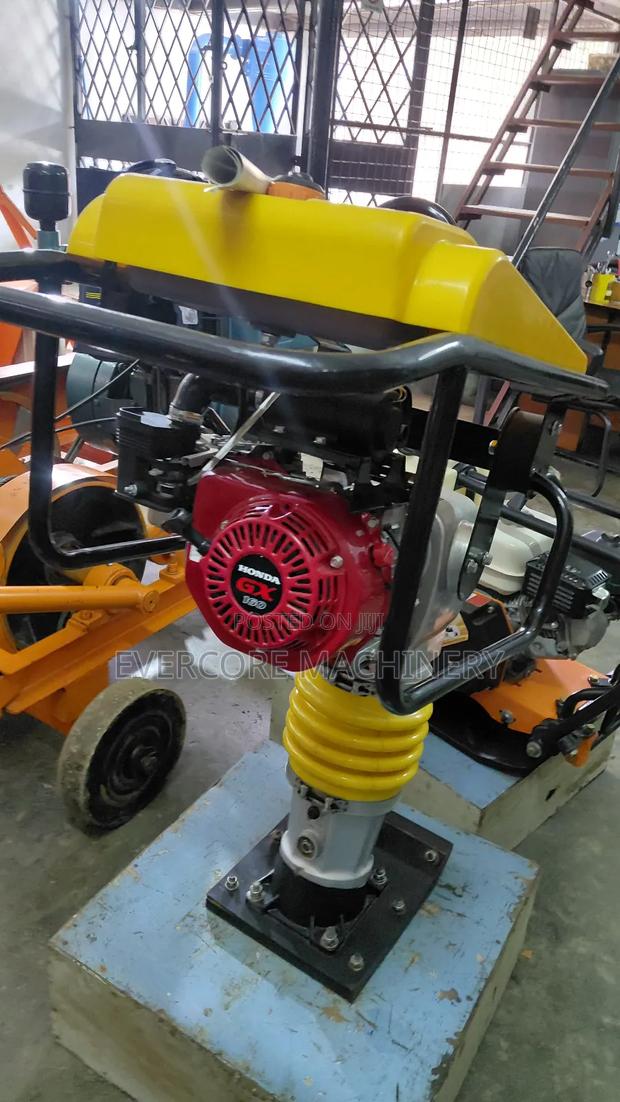 Heavy Duty Honda Powered Tamping Rammer Machine . - thumbnail 2