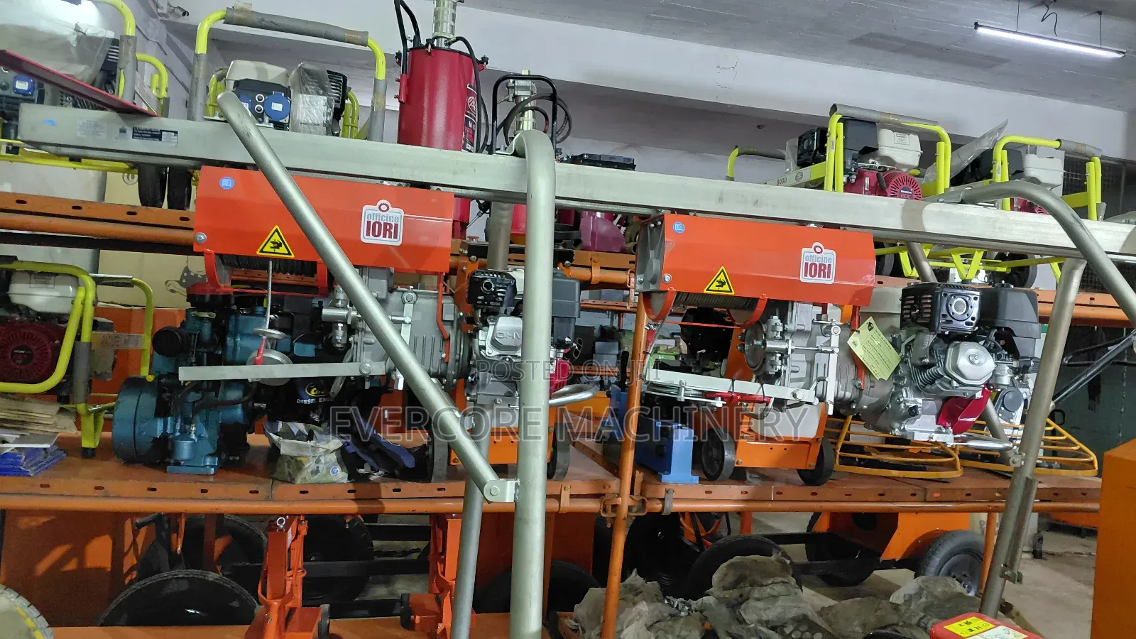 Iori Honda 1000kg/1 Tonne Concrete Hoist Machine With Honda