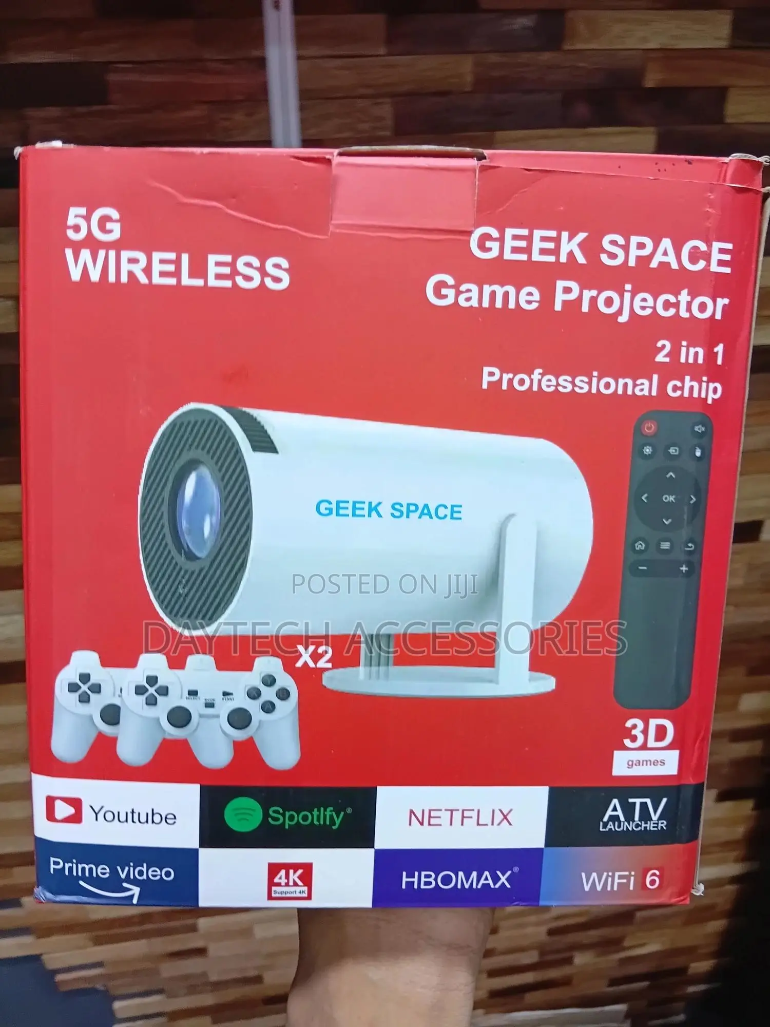 This Is a Geek Space 2-in-1 Game Android Projector.