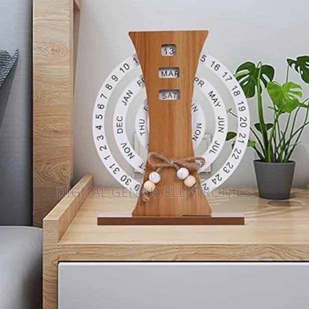 Wooden Creative Calendar - thumbnail 3