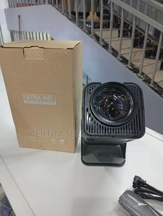 Ultra Hd High Resolution Hy320 1080p Hd Portable Android Projector