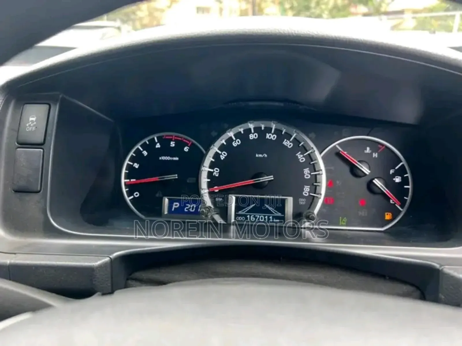 Toyota HiAce 2018 Silver