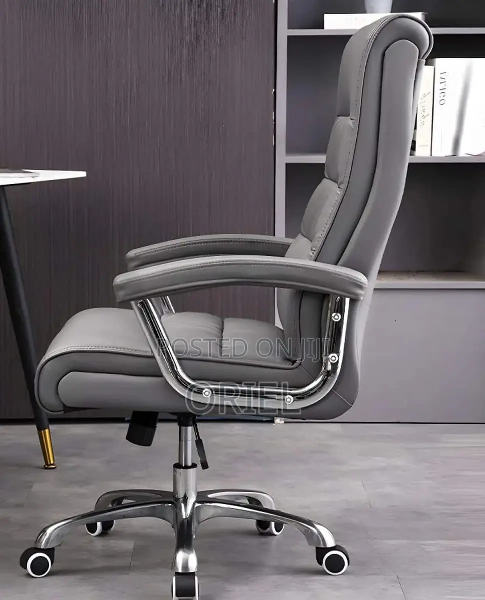 Office Chair : Professional Executive Ergonomic Office Chair