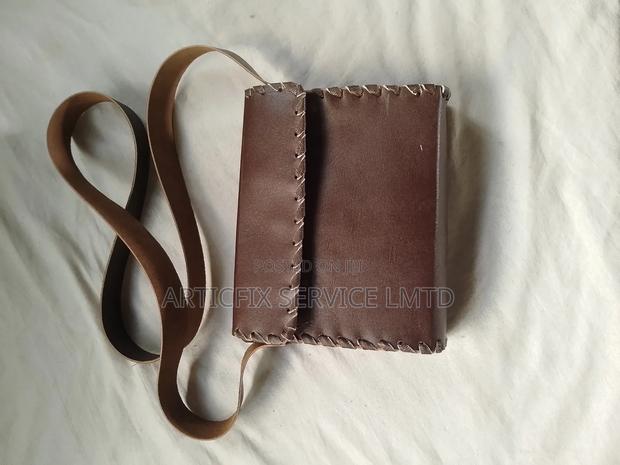 Hand Made Pure Leather Sling Bags - thumbnail 3