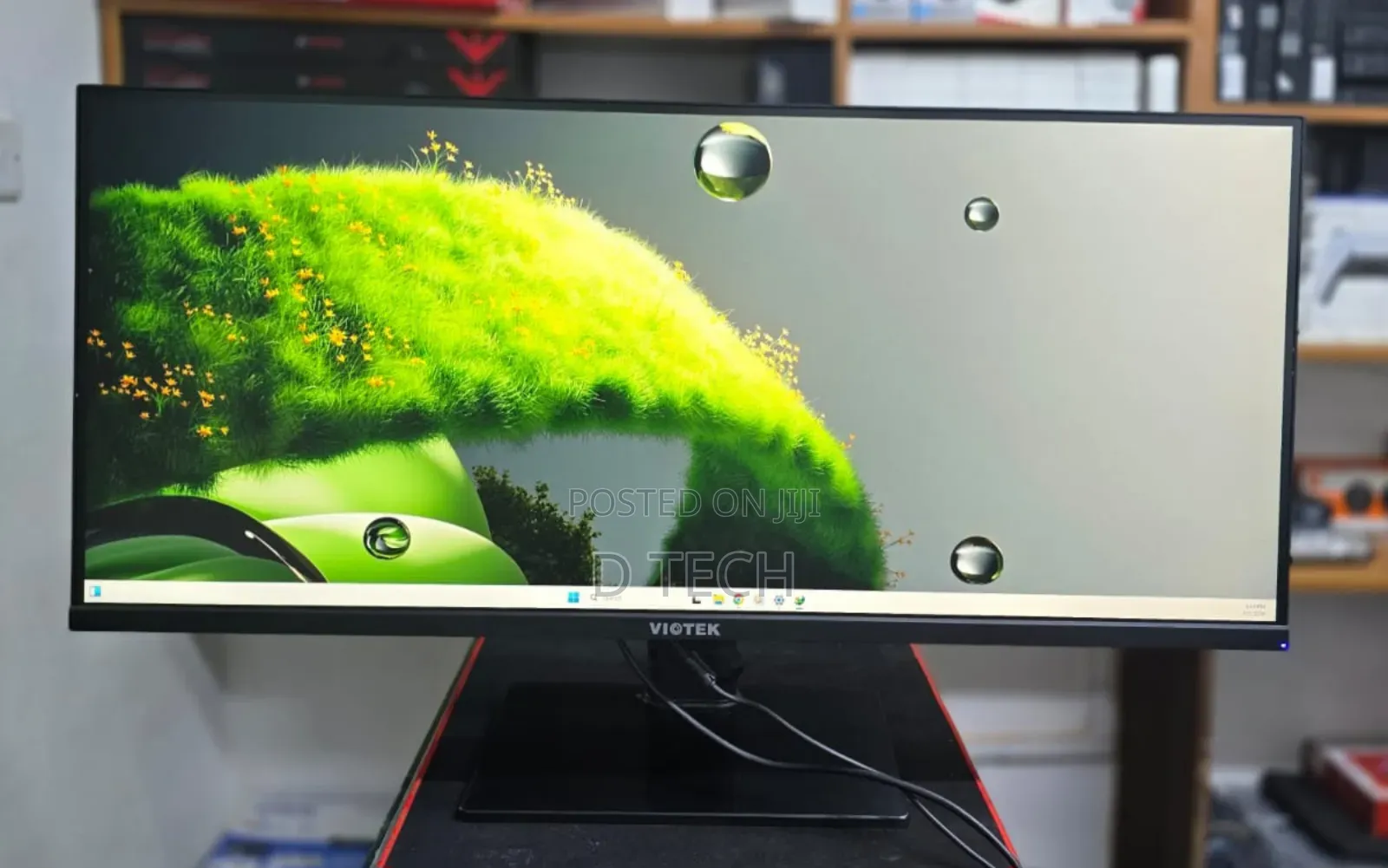 Viotek 34 Inch 
 Display (2560×1080)
Aspect Ratio: 21:9 
 75hz