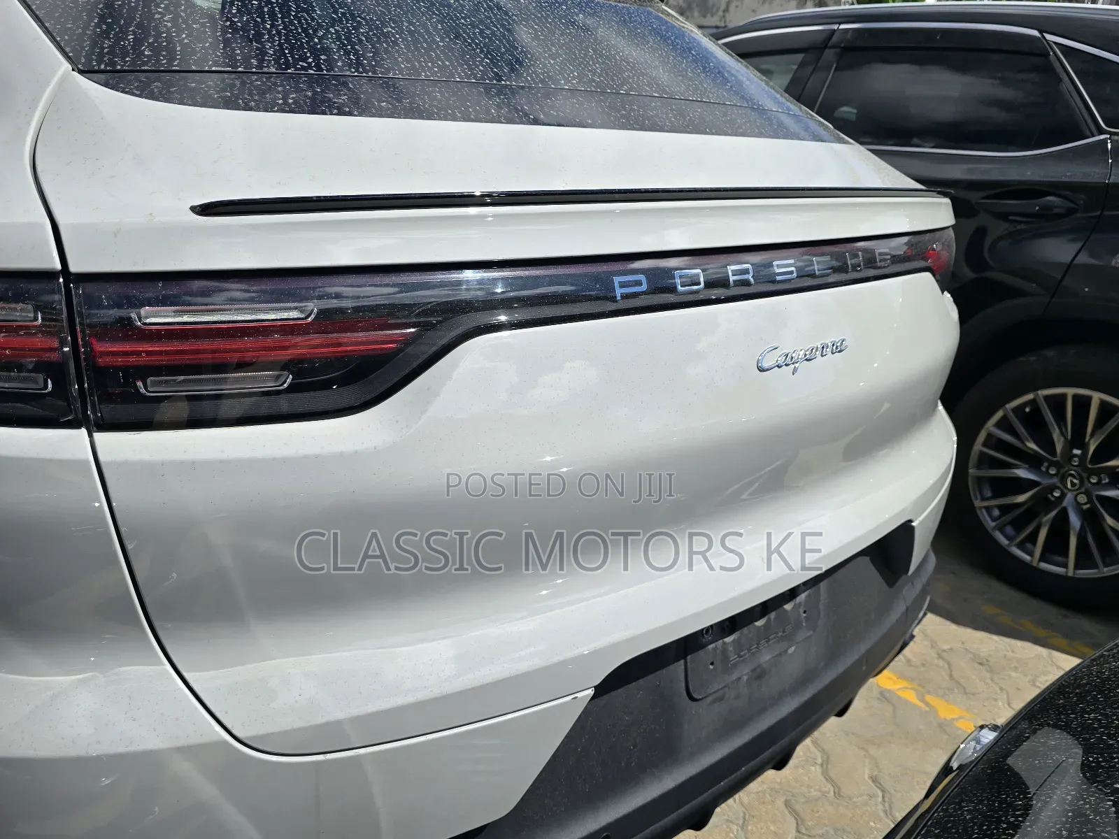 Porsche Cayenne Base AWD 2020 Ivory