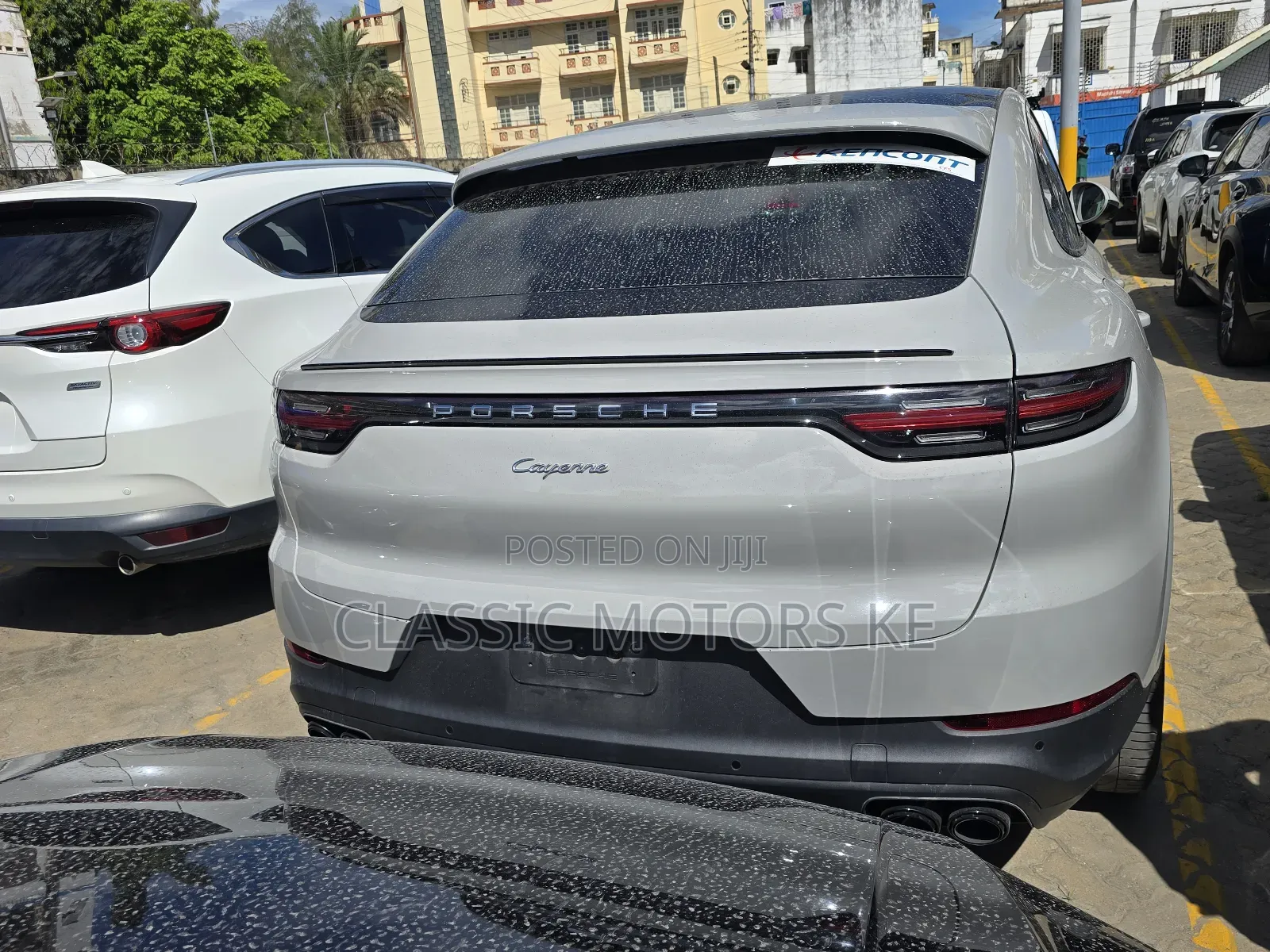 Porsche Cayenne Base AWD 2020 Ivory