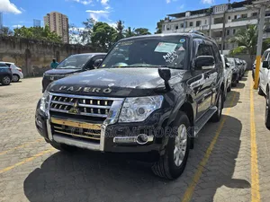 Mitsubishi Pajero V80 3.2 DI-D 2019 Black