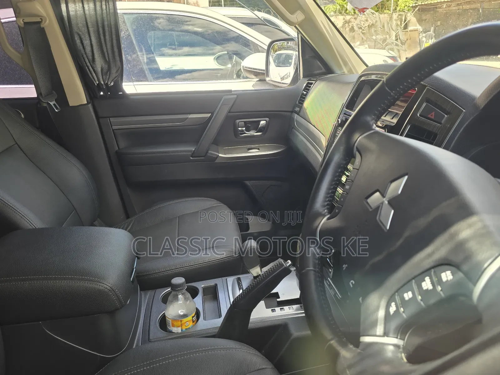 Mitsubishi Pajero V80 3.2 DI-D 2019 Black