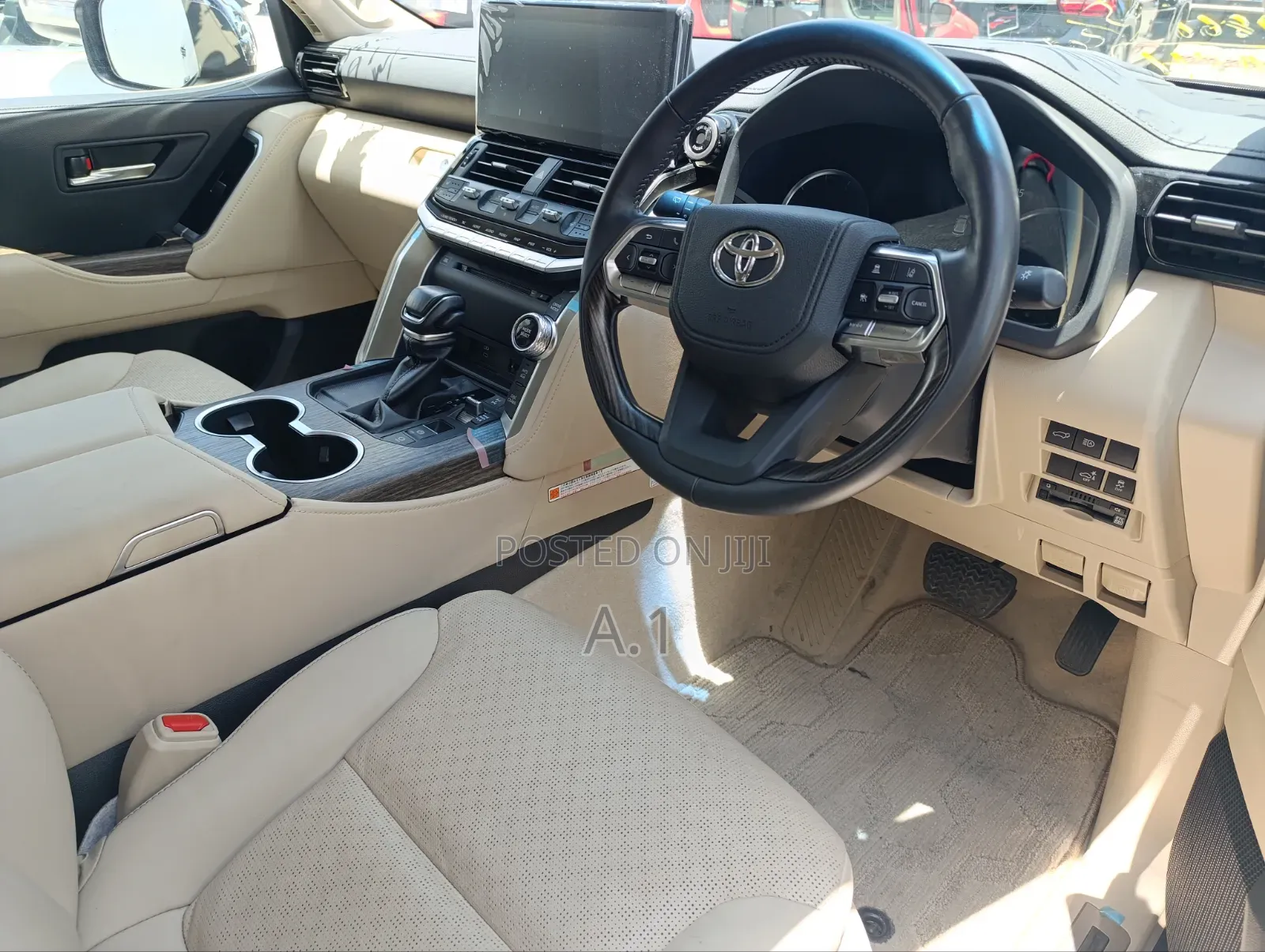 Toyota Land Cruiser LC300 2023 Black