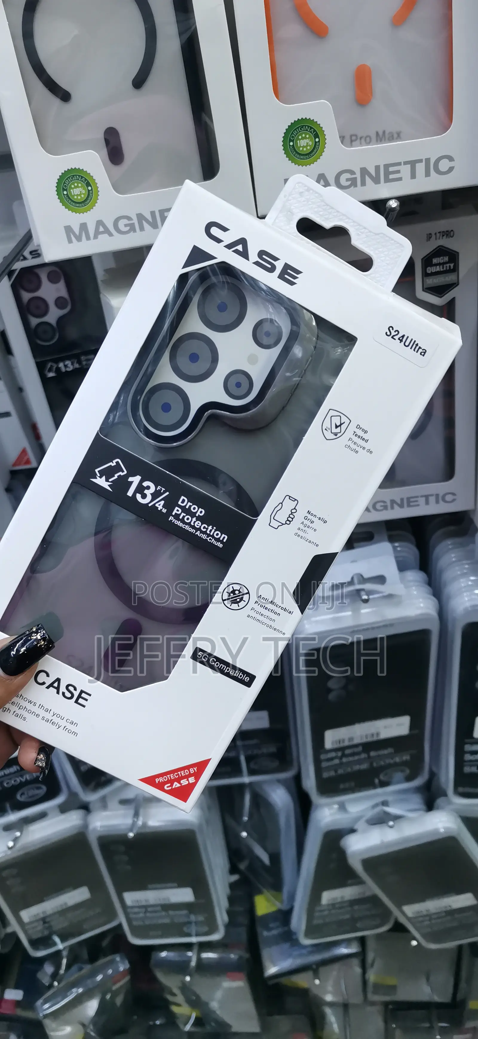 Magnetic Translucent Matte Case for the Samsung Galaxy S24 Ultra.