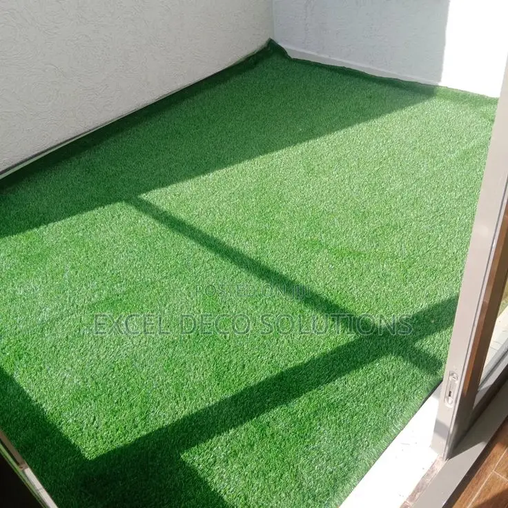 Grass Carpet for Home, Balcony and Compound Landscaping Use