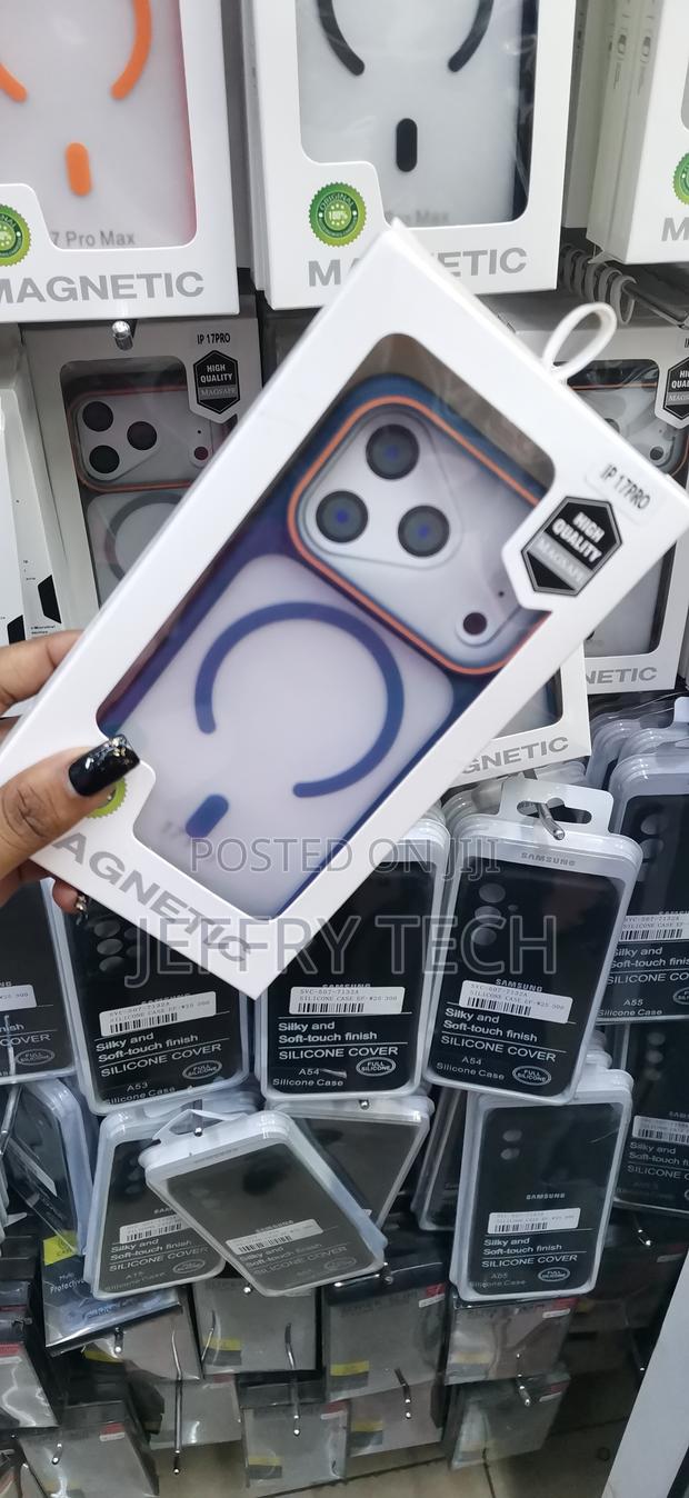 Magnetic Protective Case for iPhone 17 Pro. - thumbnail 2