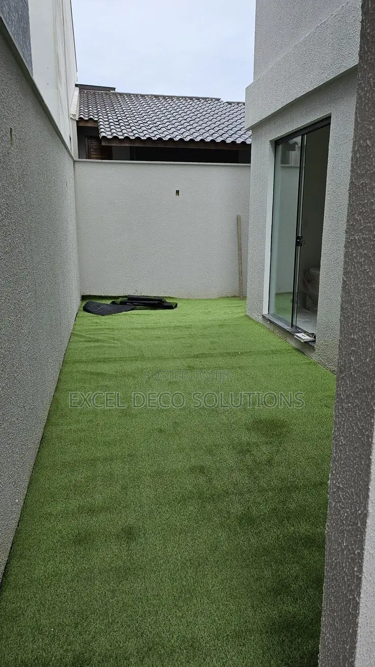Grass Carpet for Balcony, Terrace and Modern Outdoor Spaces