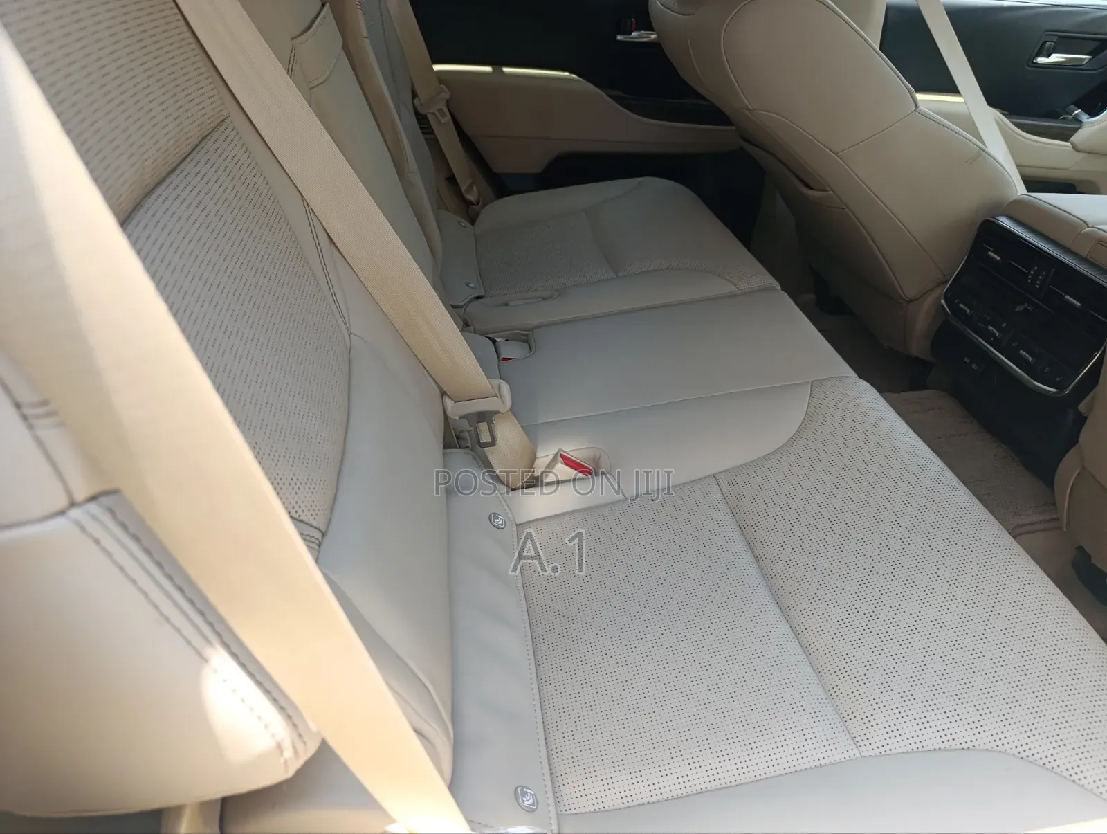 Toyota Land Cruiser LC300 2023 Black