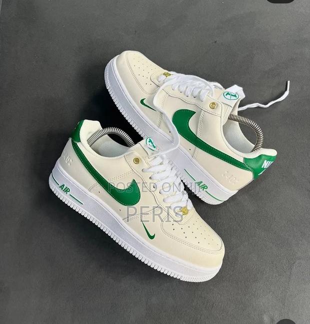 Nike Air Force