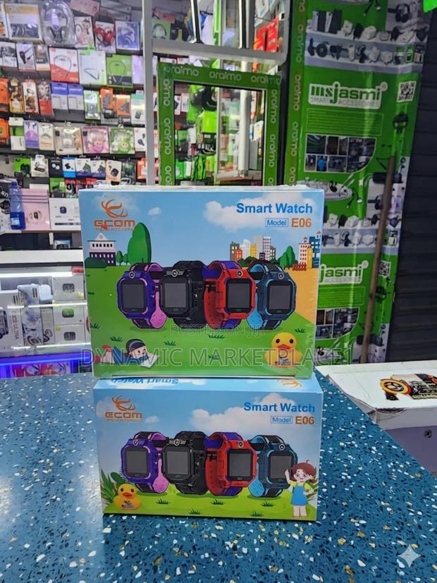 Ecom E06 Kids' Smart Watch - thumbnail 2