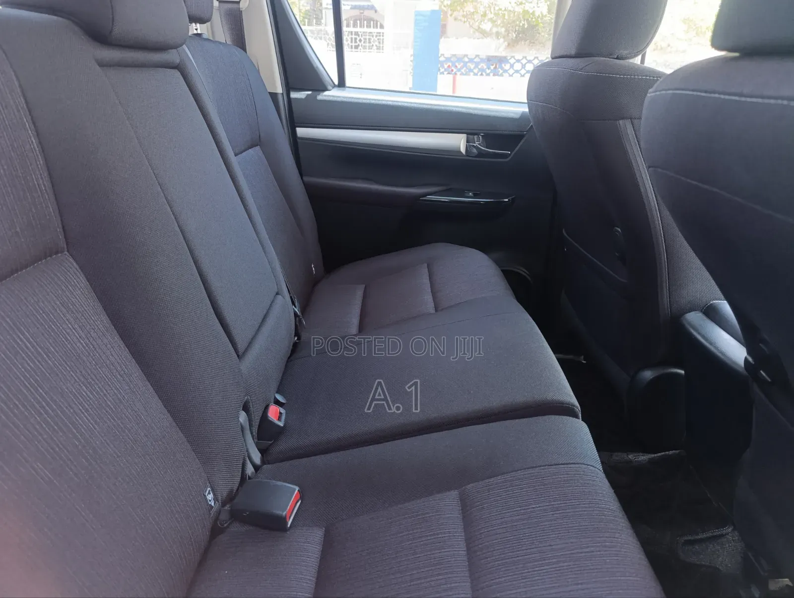 Toyota Hilux Revo Double Cab Deisel 2.4 RWD 2019 Silver