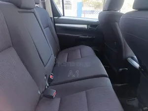 Toyota Hilux Revo Double Cab Deisel 2.4 RWD 2019 Silver