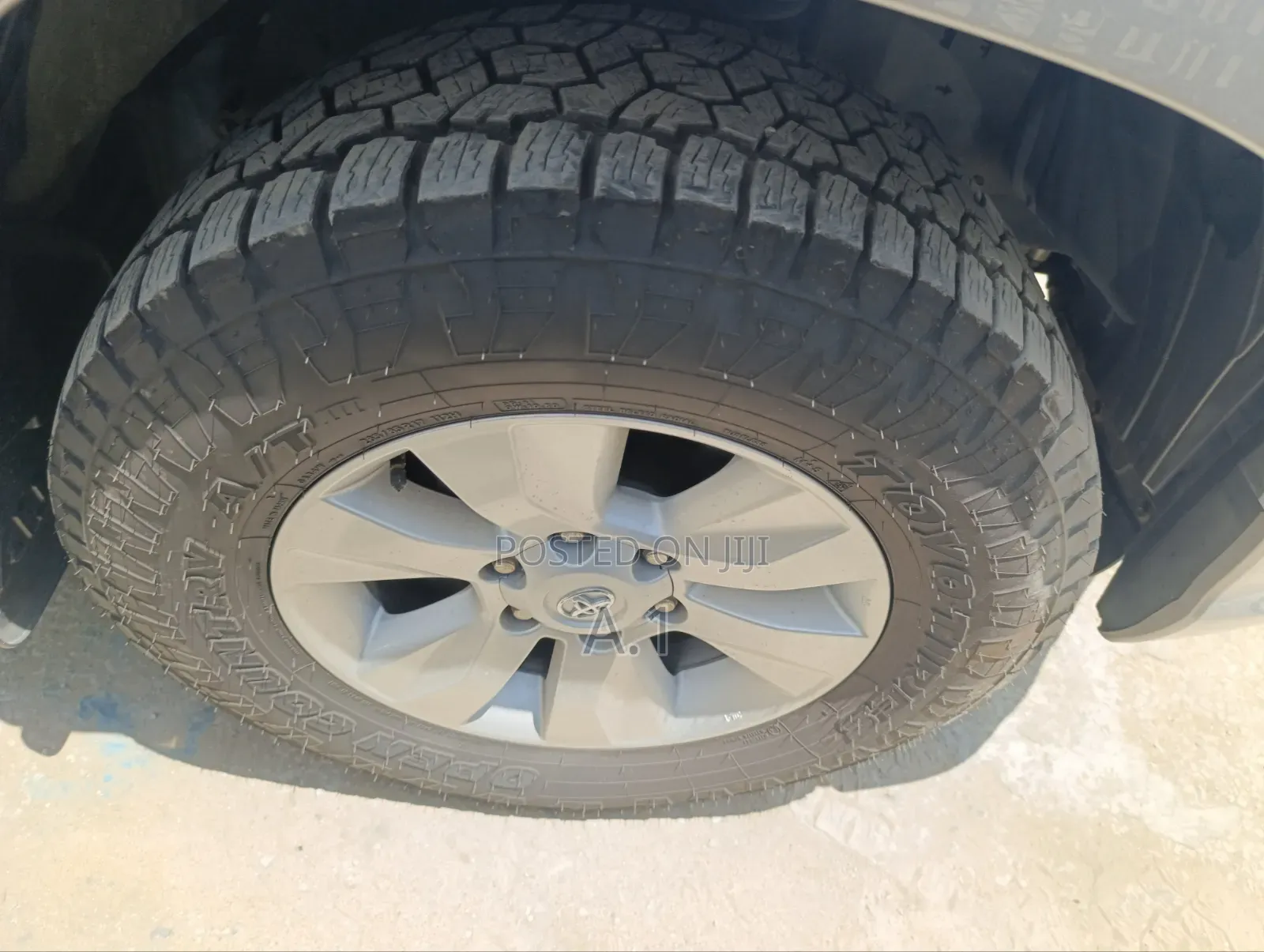 Toyota Hilux Revo Double Cab Deisel 2.4 RWD 2019 Silver