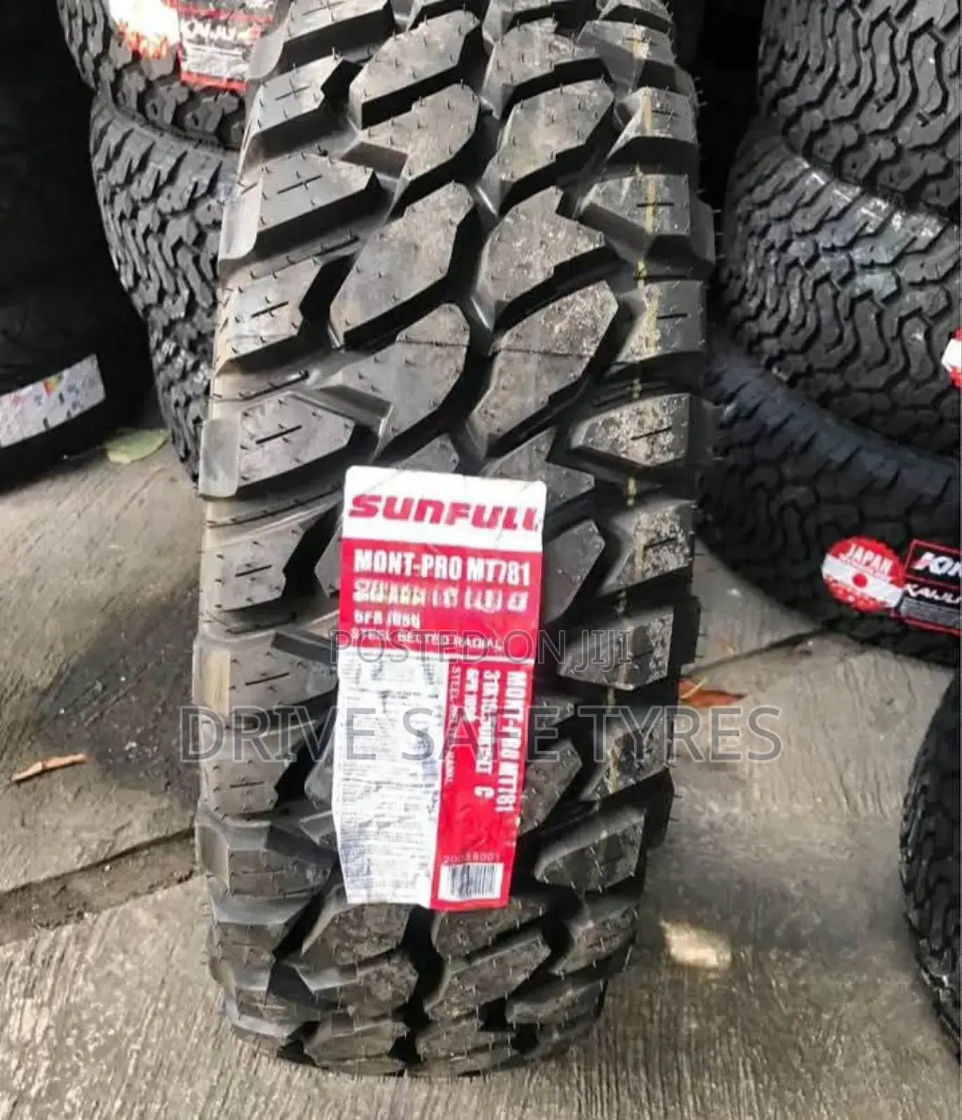 31/10.50 R15 Brand New Sunfull Tyre Mud
