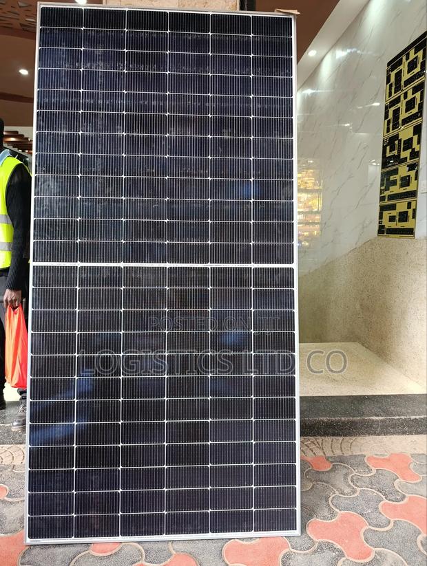 Jinko Solar 600 Watts Monocrystalline Solar Panel
