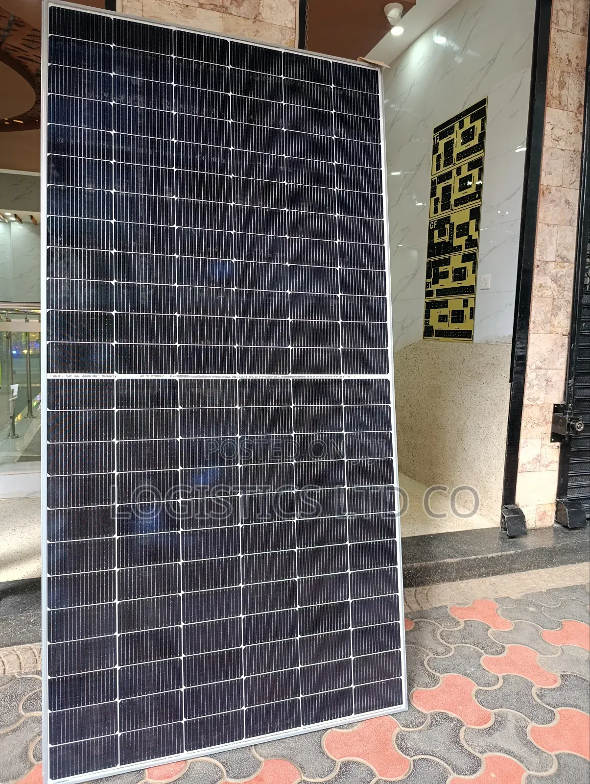 Jinko Solar 600 Watts Monocrystalline Solar Panel