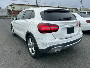 Mercedes-Benz GLA-Class 2019 Pearl