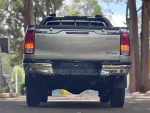 Toyota Hilux 2019 Gold