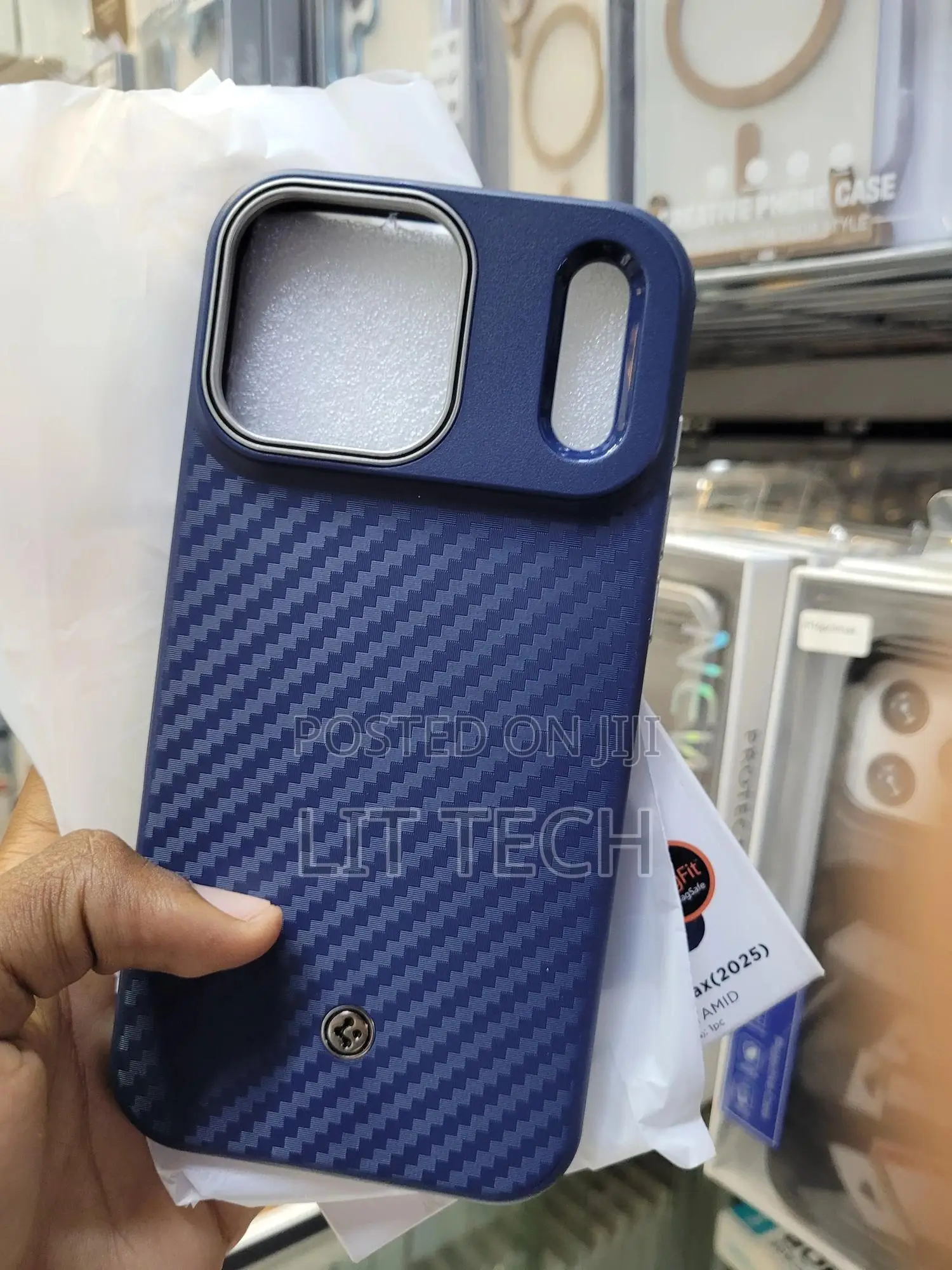 Spigen iPhone 17 Promax