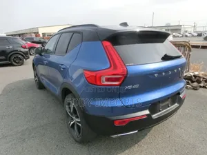Volvo XC40 T5 Petrol AWD 2019 Blue