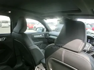 Volvo XC40 T5 Petrol AWD 2019 Blue