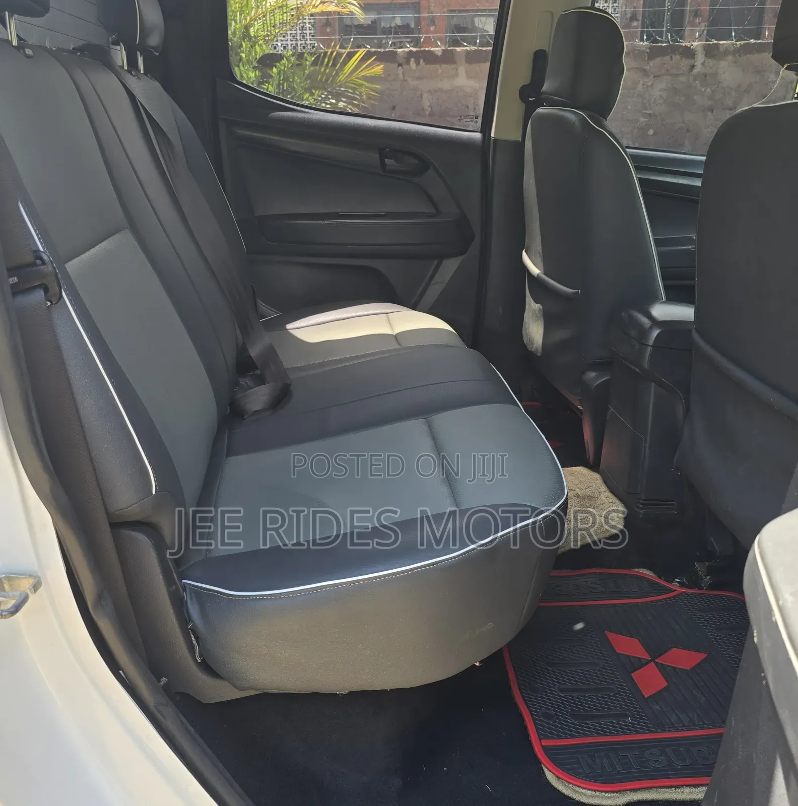 Isuzu D-MAX 2015 White