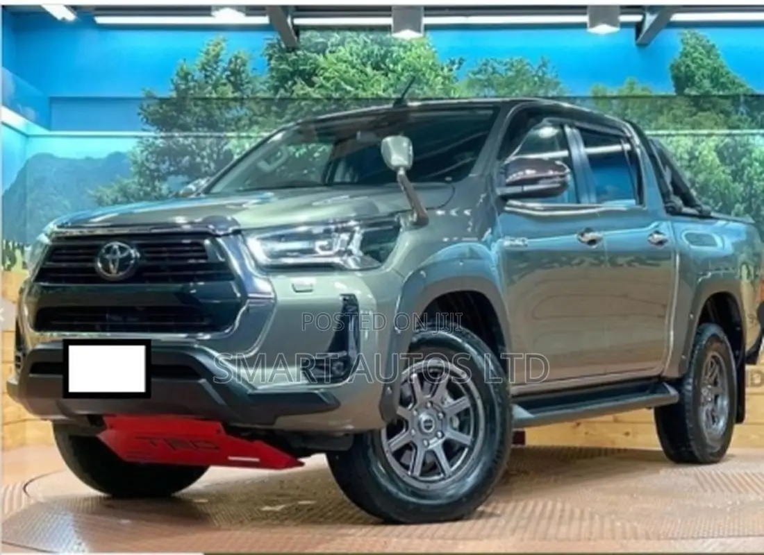 Toyota Hilux Revo Double Cab Deisel 2.4 AWD 2022