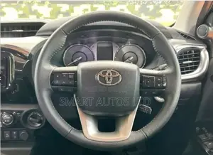 Toyota Hilux Revo Double Cab Deisel 2.4 AWD 2022