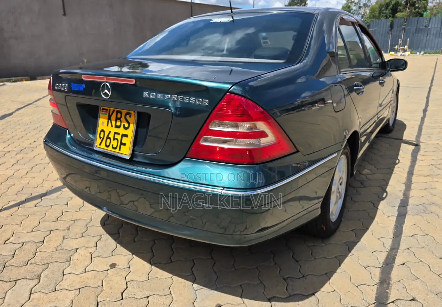 Mercedes-Benz C200 2005 Green