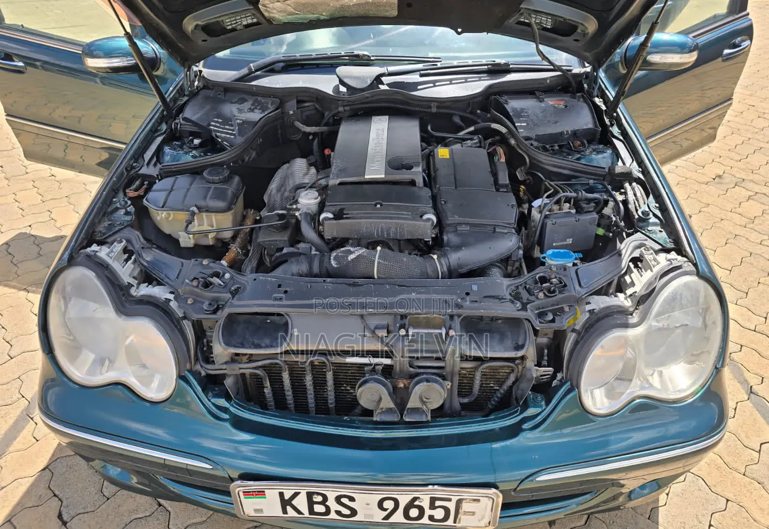 Mercedes-Benz C200 2005 Green