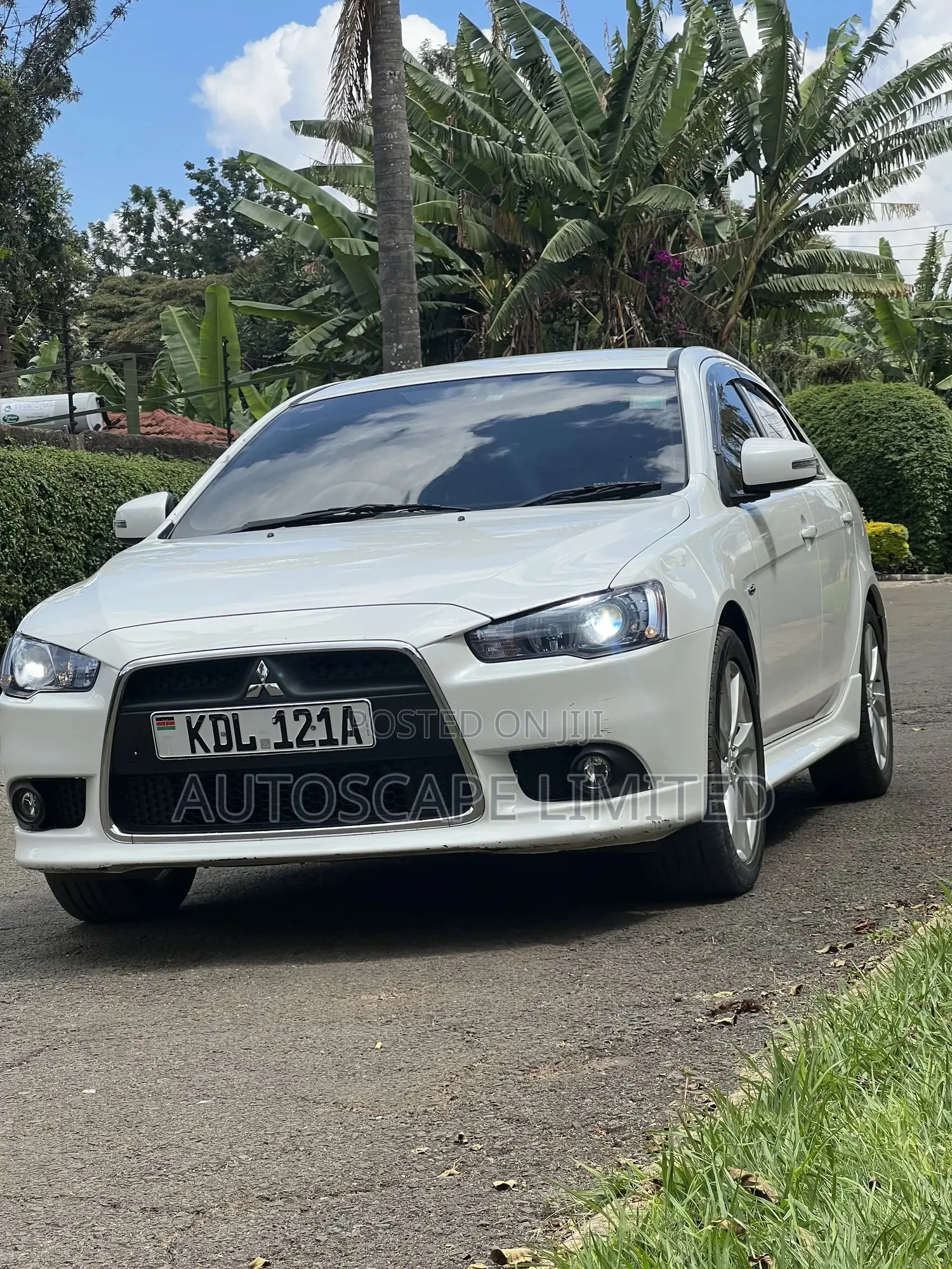 Mitsubishi Galant 2015 White