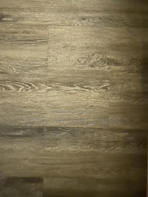 Vinyl Mkeka Wa Mbao Carpet for Comfortable and Modern Indoor Spaces