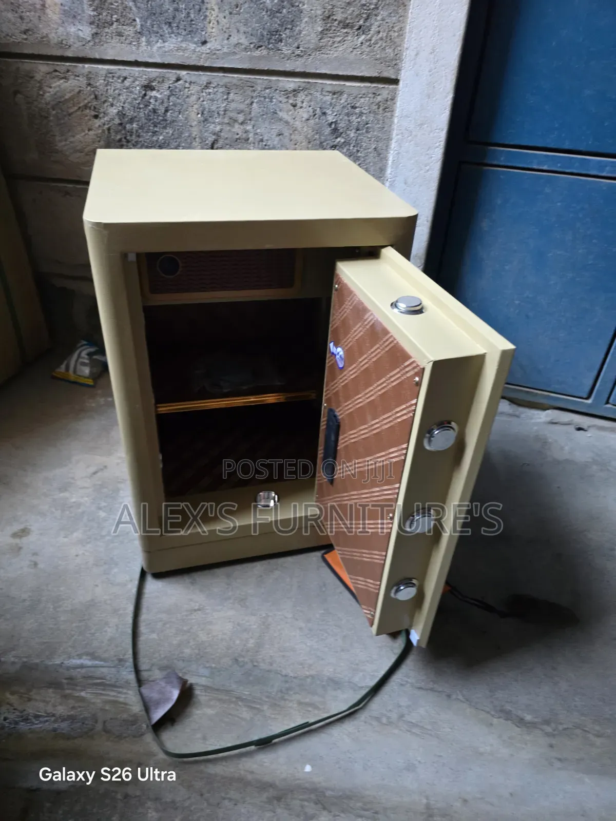 Cream Safe Box Cream Safe Box