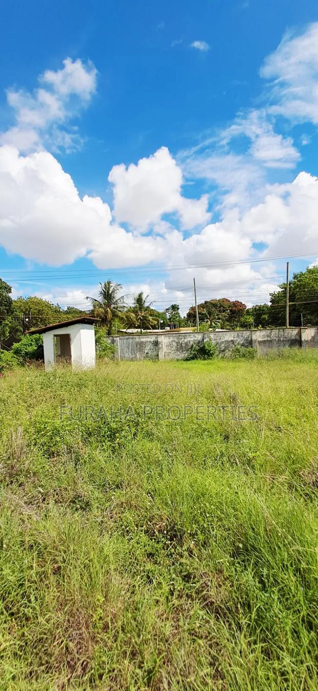 For Sale 1 Acre Prime Land Nyali - thumbnail 3