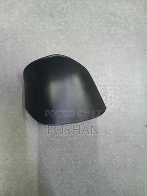 Axela 2014 Sidemirror Arm Cover