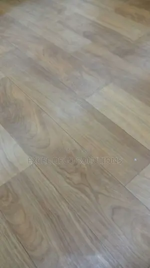 Vinyl Wood Look Carpet for Modern Indoor Flooring and Decor
