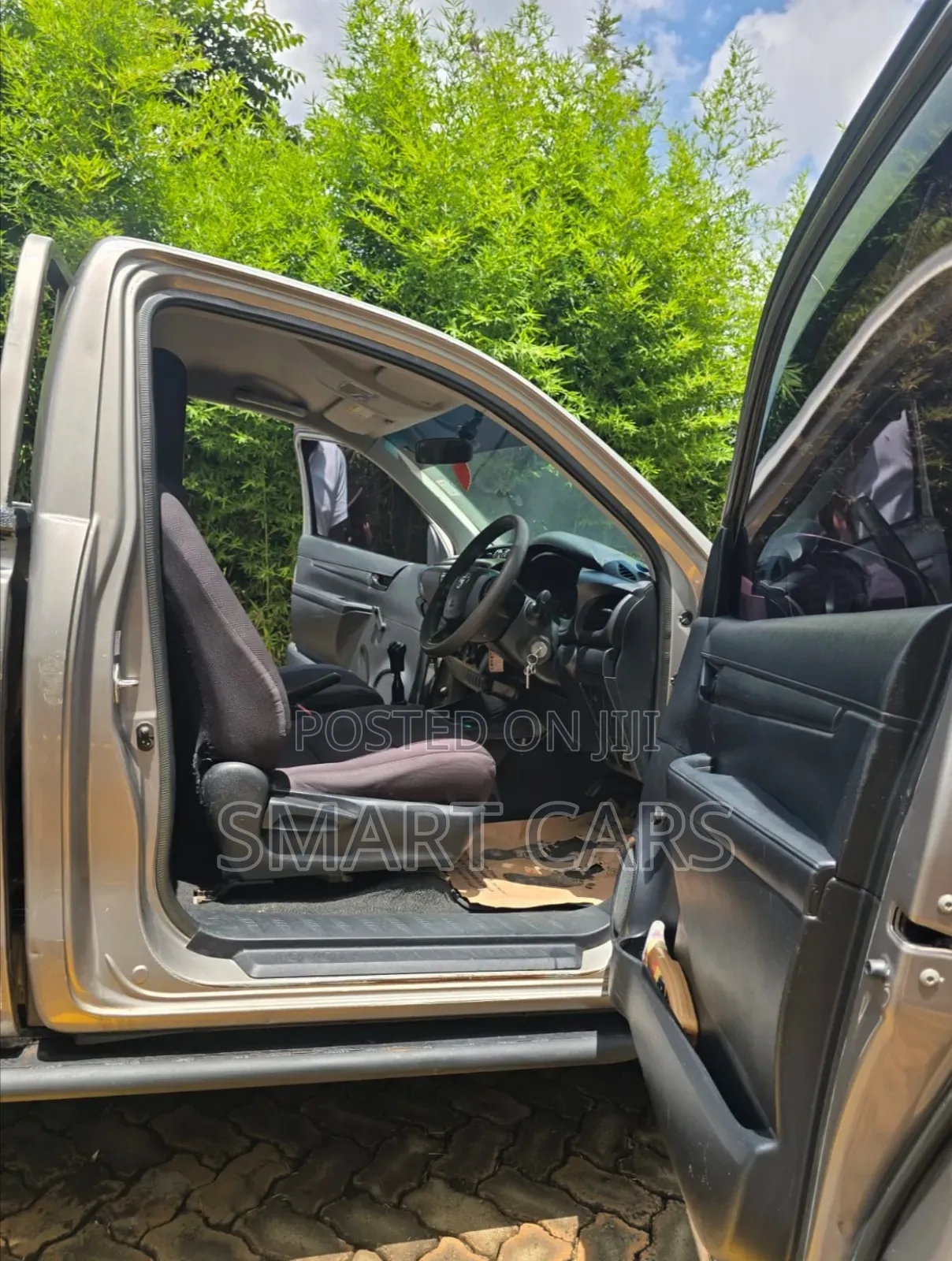Toyota Hilux 2020 Gray